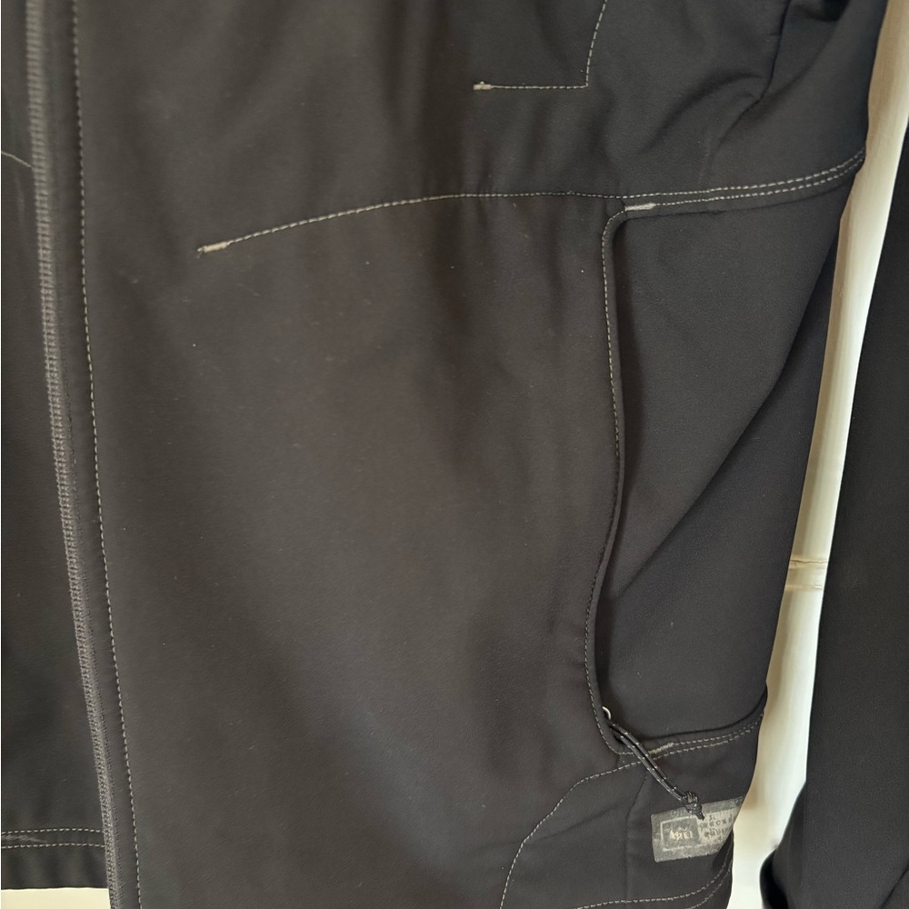 REI Black Performance Jacket with Textured Soft-Shell - Picture 3 of 4